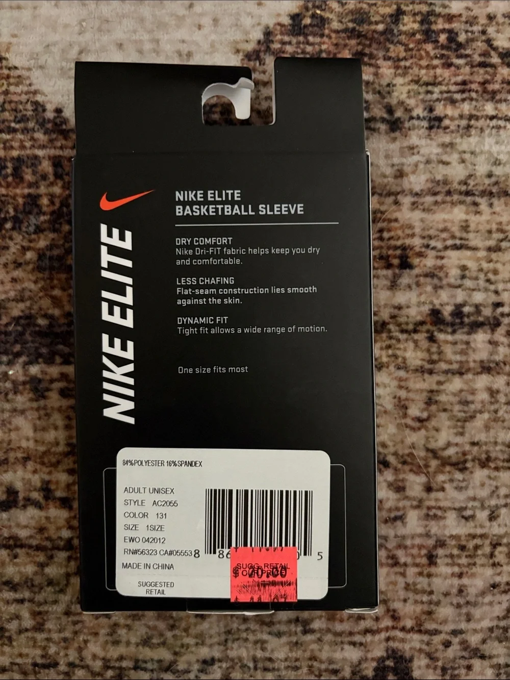 Nike Elite White and Black Men's Basketball Sleeve